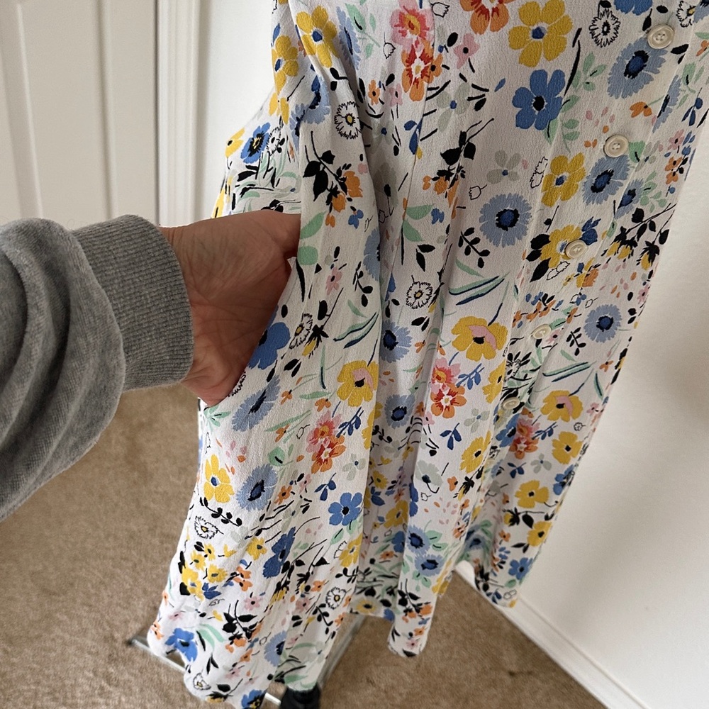 Zara Basic Chic Floral Button-Front Mini Dress sm… - image 6